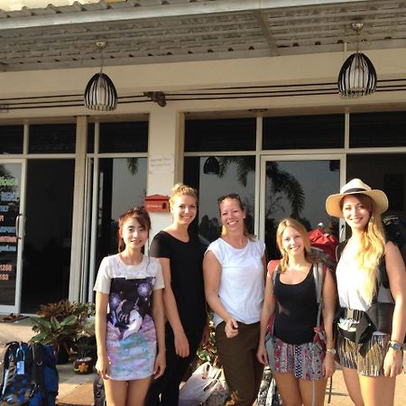 Jc Guesthouse @ Suratthani Airport Surat Thani Exterior foto