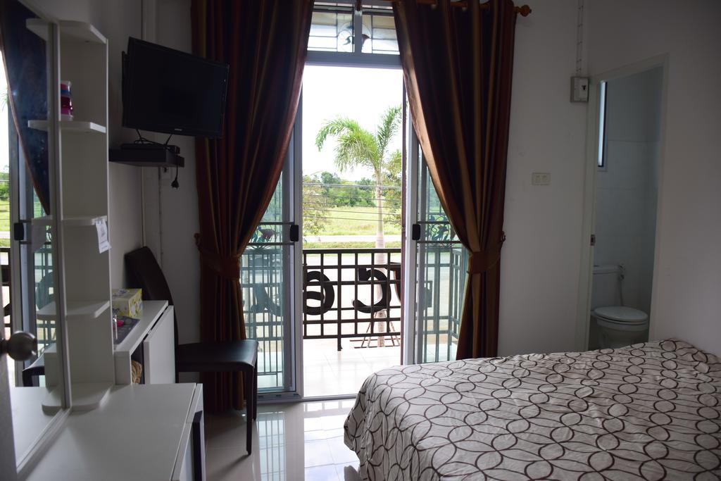Jc Guesthouse @ Suratthani Airport Surat Thani Exterior foto